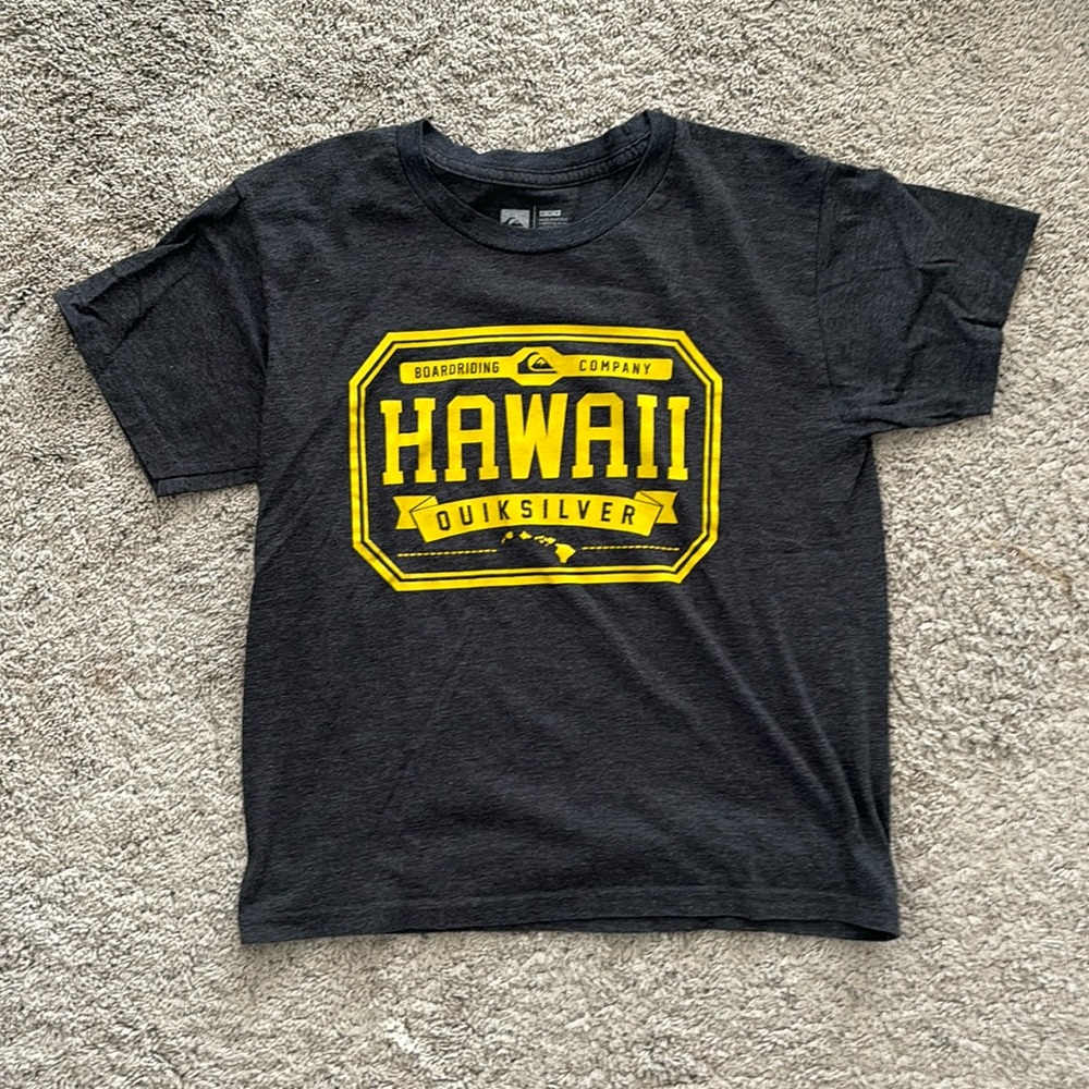 Boys Quiksilver Charcoal colored T-Shirt w/ Logo
